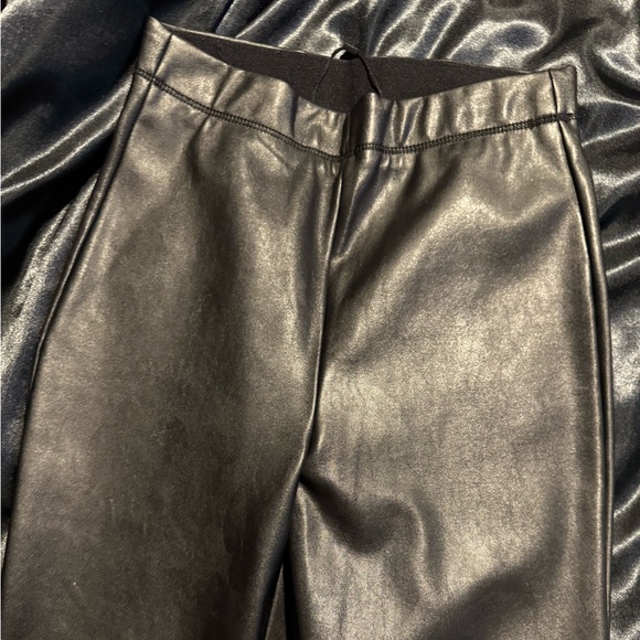 Express
Size xs
Leather leggings 
Brand new - Picture 1 of 3
